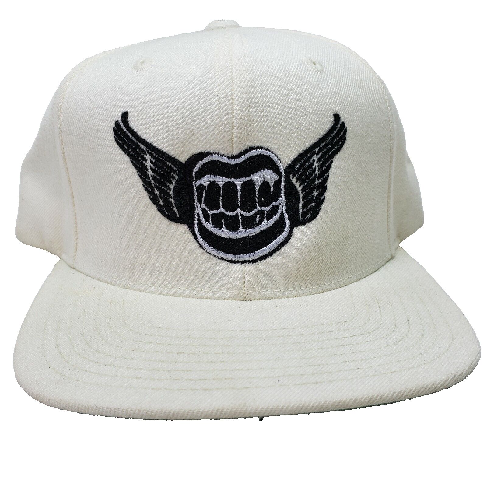 Vintage Snapback Trucker Hat Flying Mouth With Wings Logo Vintage Snapback Trucker Hat Flying Mouth With Wings Logo